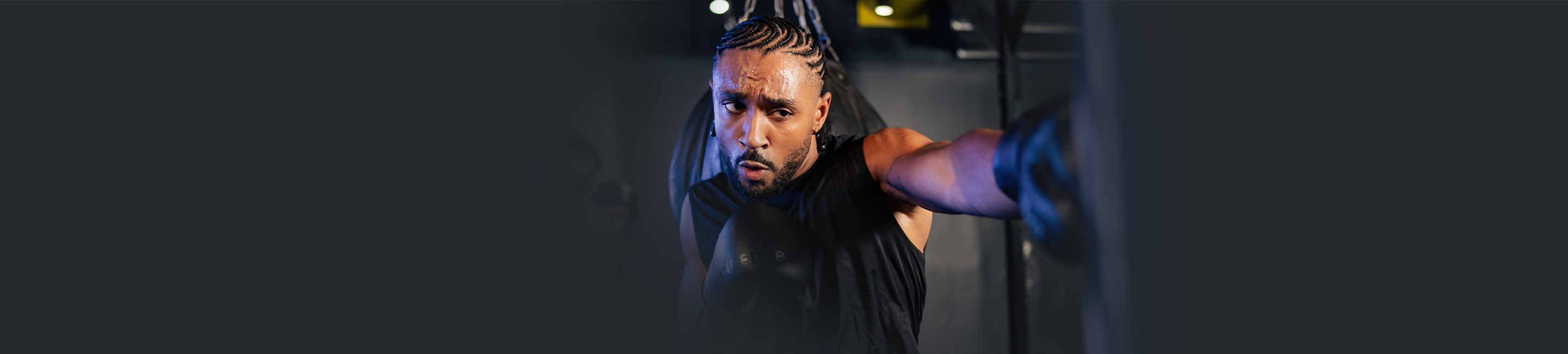 Retrouve l'ambiance des meilleurs clubs de boxe dans un espace disponible en libre accès 