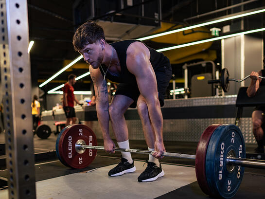 FP_Powerlifting_Lame 2_1_883x662.jpg