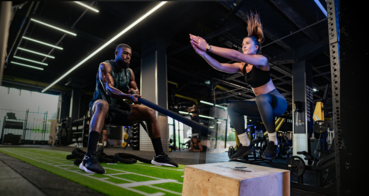 Entrenamiento funcional que combina fuerza, resistencia y cardio para un rendimiento total