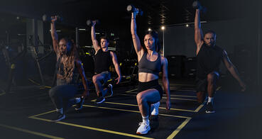 Treino de grupo, experiência de treino estimulante, treino variado