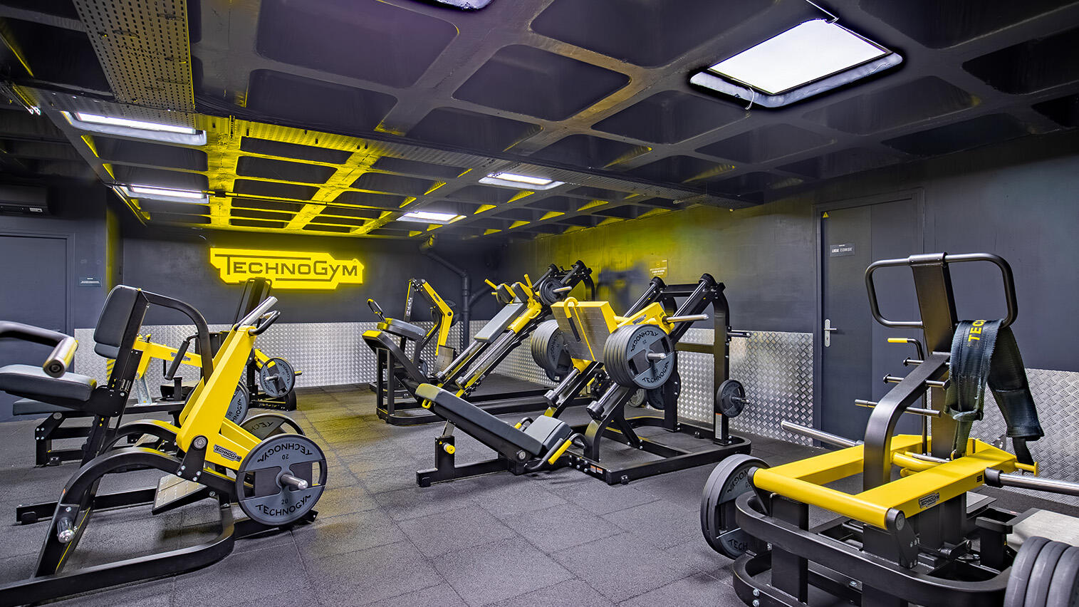 Salle de sport SaintCyrl'École Fitness Park — free download