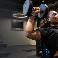 Découvre nos salles de sport avec un espace 100 % réservé aux femmes